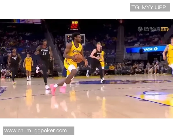 湖人对阵热火精彩直播比分实时更新及赛况分析
